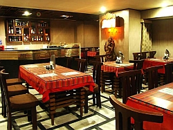 Hotel Amarjeet - Restaurant